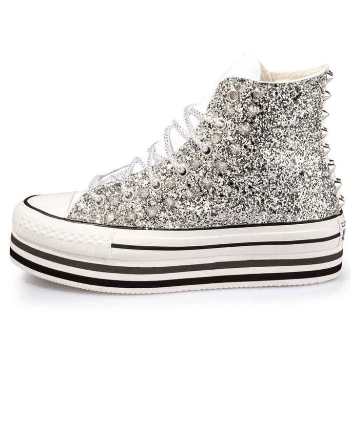 Scarpe da ginnastica post cerimonia - 1