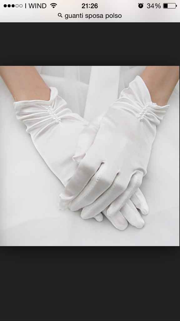 E i guanti bianchi?si o no? - 3