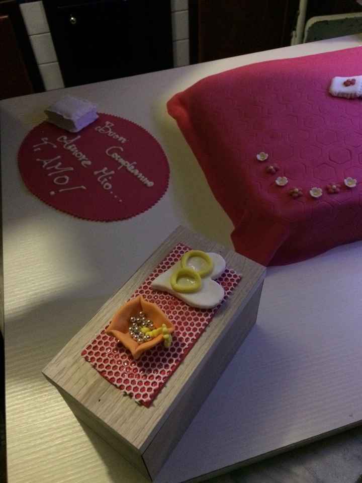 Torta compleanno camera da letto  - 2
