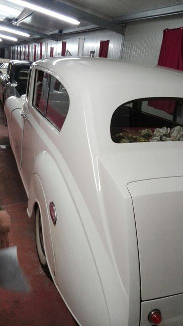 Abbiamo trovato la macchina.. vi piacee? - 4