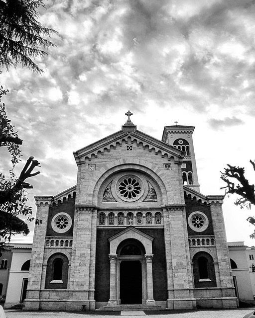 Chiesa Roma e Castelli Romani Help! 2