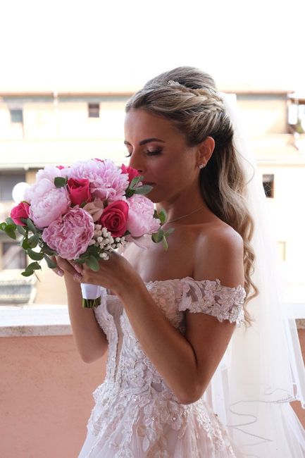 Acconciatura con il velo a calata - 1