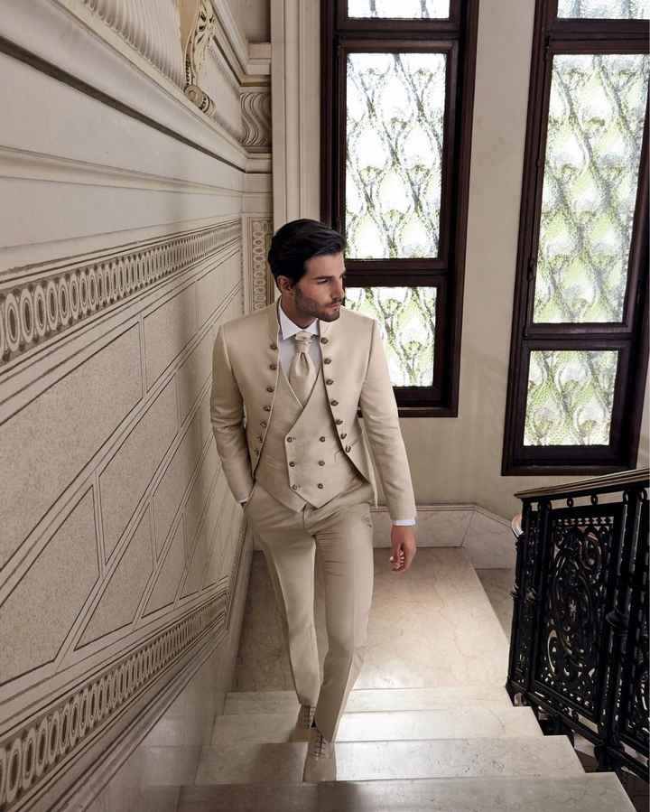 Quanti sposini in abito chiaro? - 1