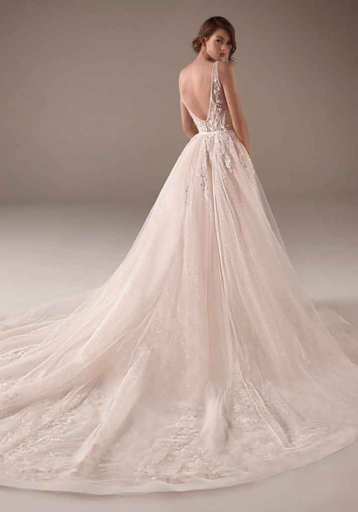 10 abiti da sposa trasformabili per un look polivalente👰🏻 - 2