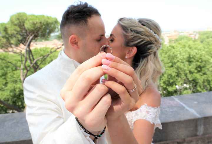 Piccolo giochino: postiamo i nostri baci - 1