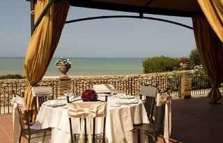 Vi presento la chiesa e la location in cui si terranno le nostre nozze-foto - 11