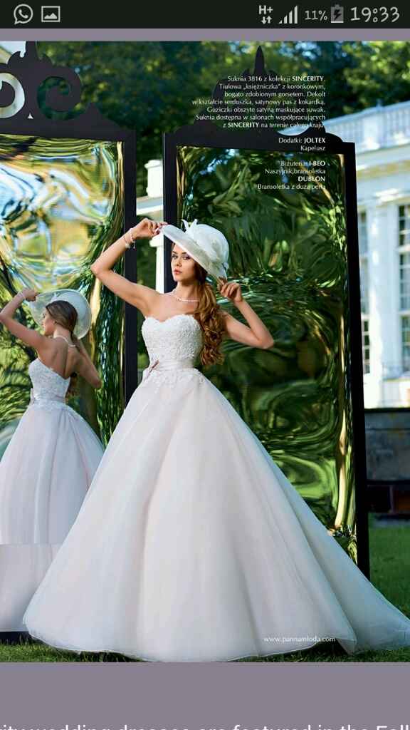 Mi fate vedere i vostri abiti? - 1