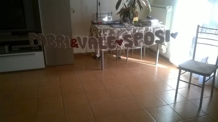 una scritta piccola piccola ? 