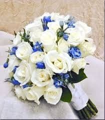 bouquet blu e bianco