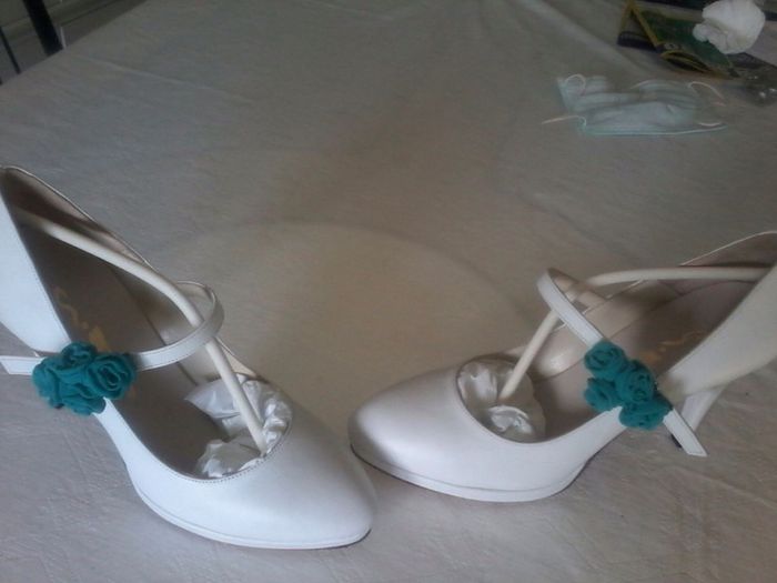 Scarpe sposa....bianche o colorate? mi fate vedere le vostre? - 1