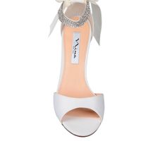 Secondo paio di sandali - 2