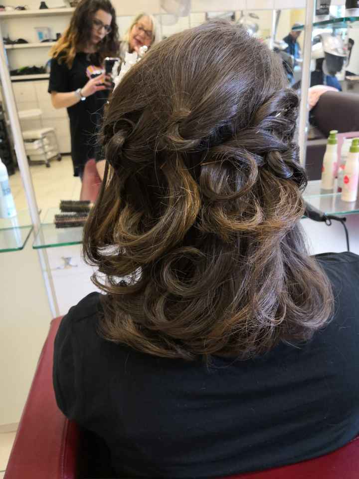 Dubbio acconciatura - 4