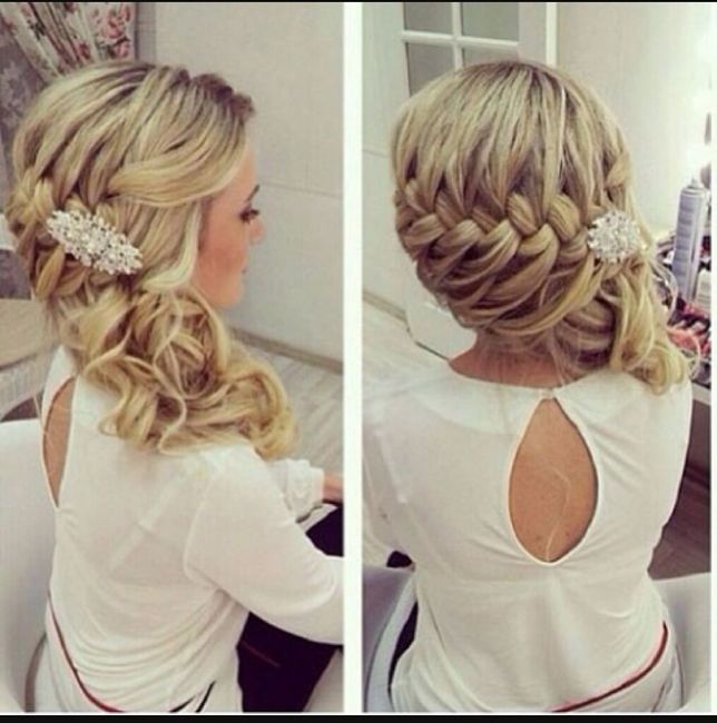 Acconciatura laterale - 1