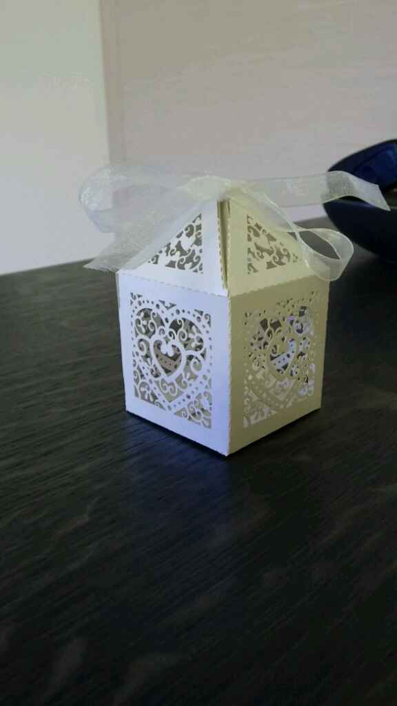 Sacchetti e confetti ai non invitati - 1