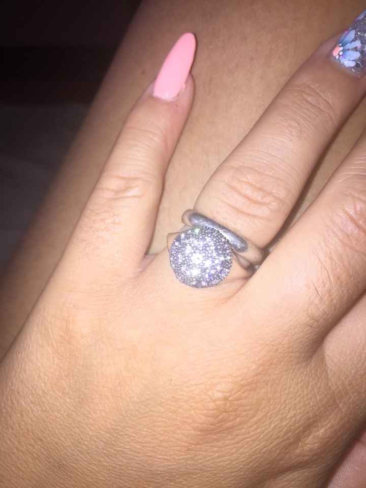 I vostri anelli di fidanzamento: vogliamo vederli! - 1