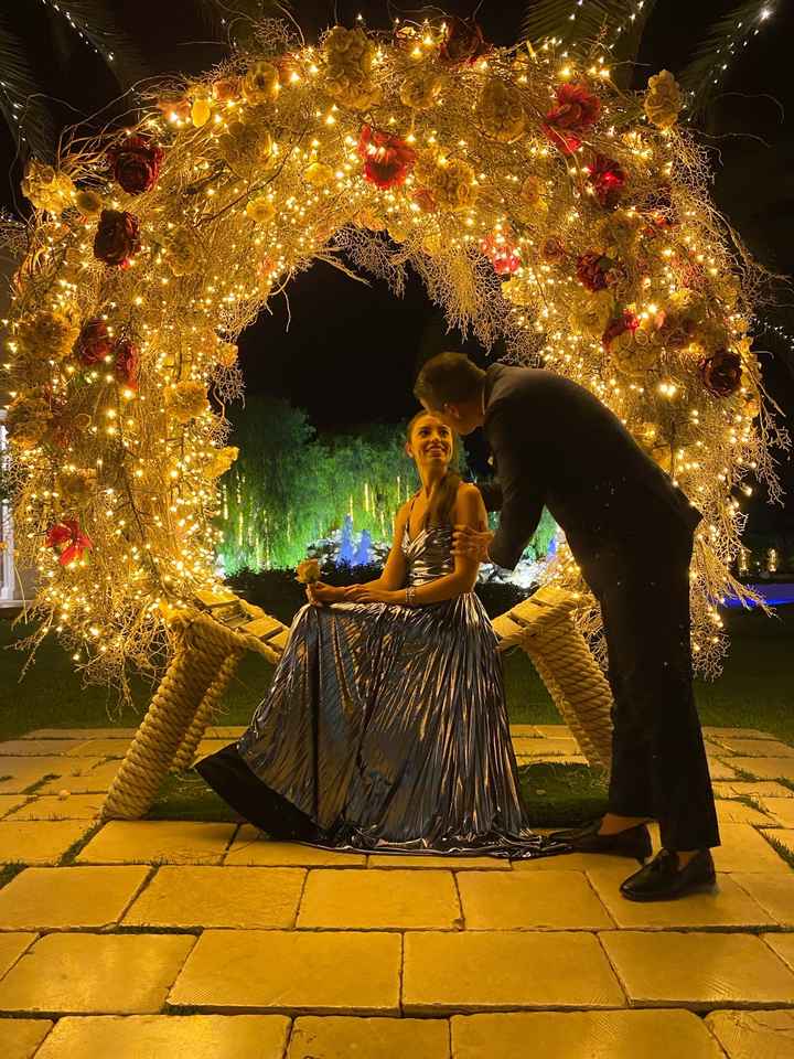 Postate una foto di voi due 👇 - 1