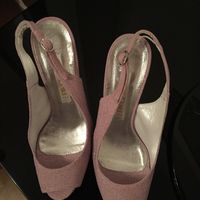 Scarpe sposa....bianche o colorate? mi fate vedere le vostre? - 1