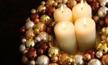 centrotavola palline e candele