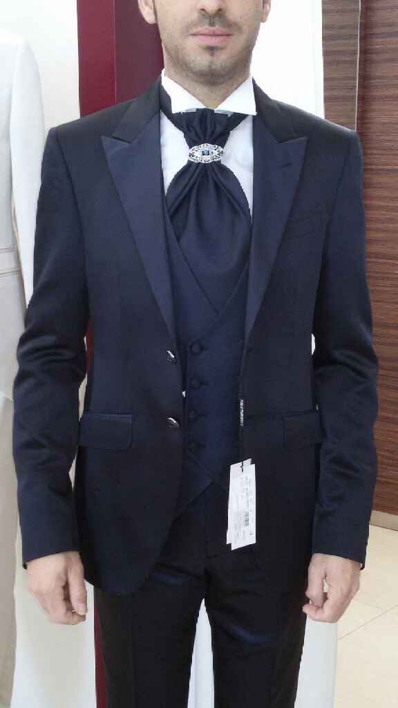 Abito sposo trovato - 1