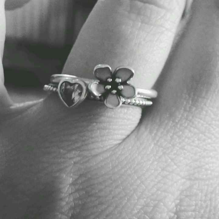 I vostri anelli di fidanzamento: vogliamo vederli! - 1