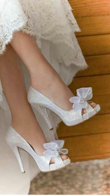 Ho bisogno di.. scarpe - 1