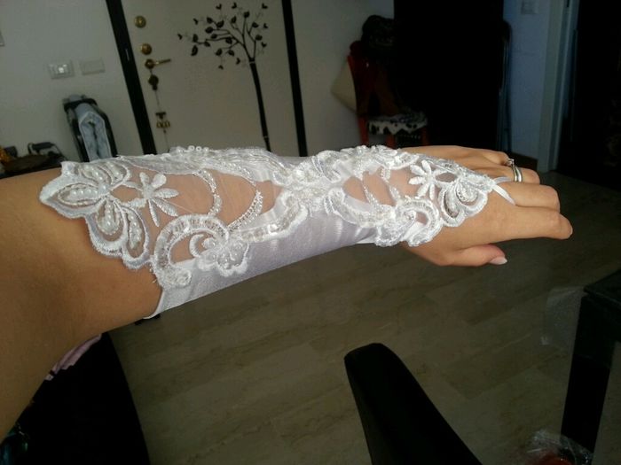 GUIDA AGLI ACCESSORI DA SPOSA 6 - i guanti - 1