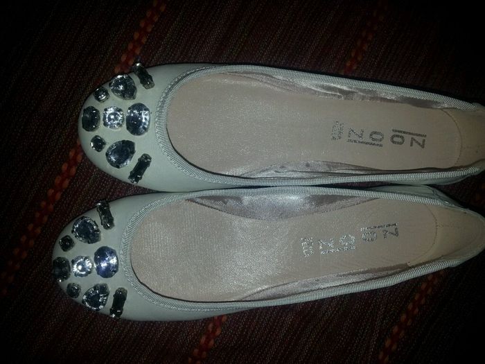 Scarpe sposa....bianche o colorate? mi fate vedere le vostre? - 2