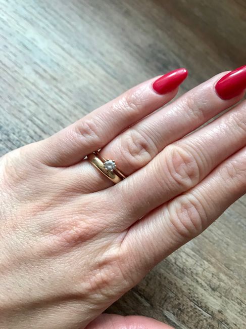 fede nuziale e anello di Fidanzamento. 1