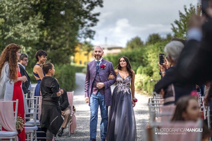 Sposo in abito damascato: confermate che per voi è no?👎 2