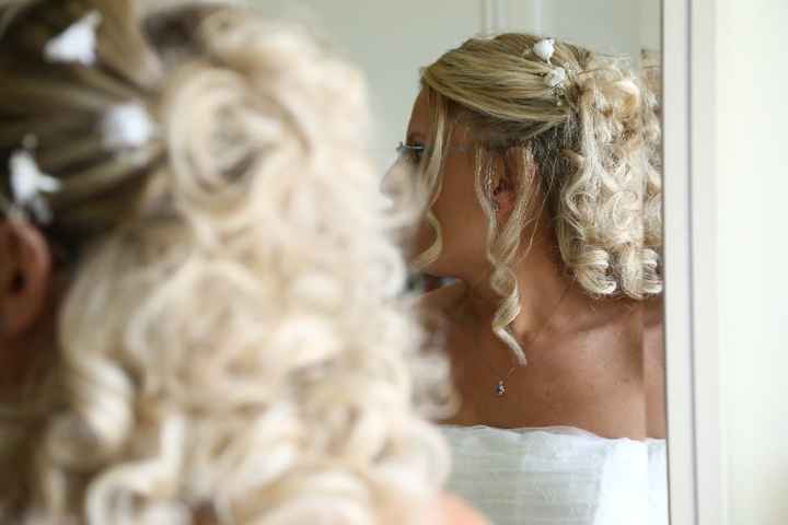 l'acconciatura della sposa sorrisona