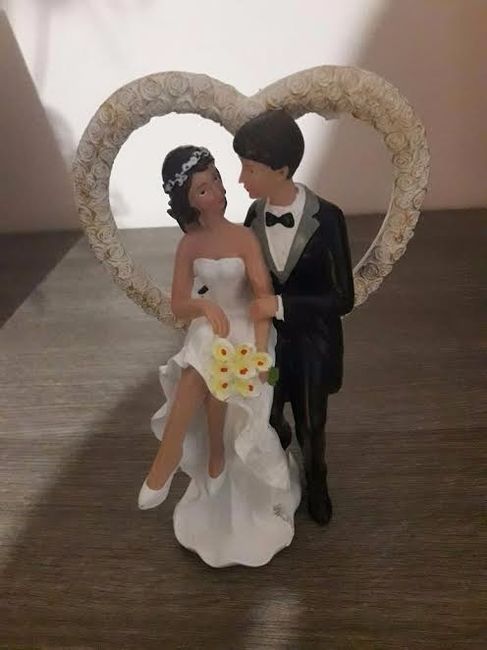 cake topper