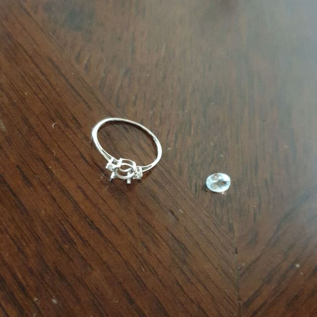 Aiuto! Ho rotto l'anello di fidanzamento! 1