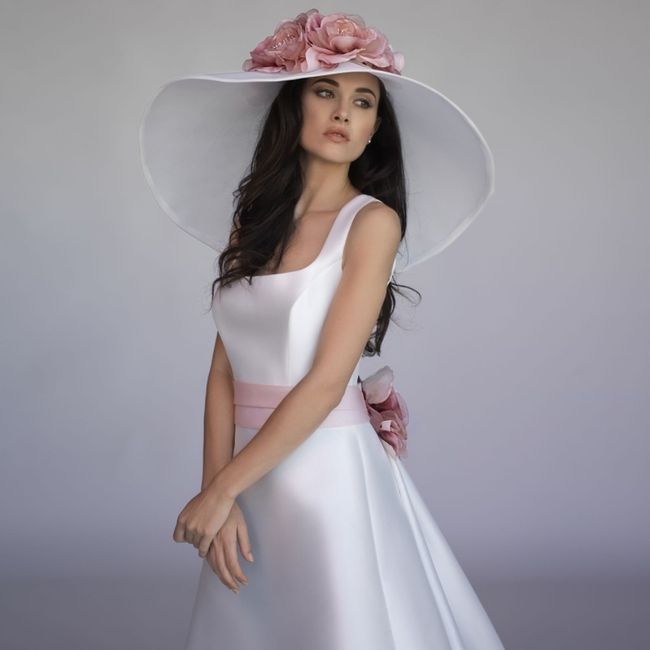 Sposa con cappello 2