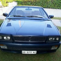 Auto a tre porte - 1