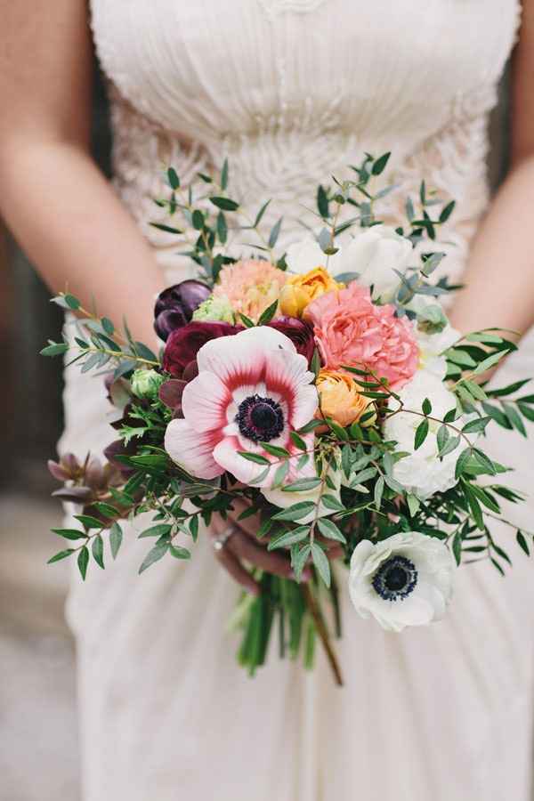 bouquet con anemoni