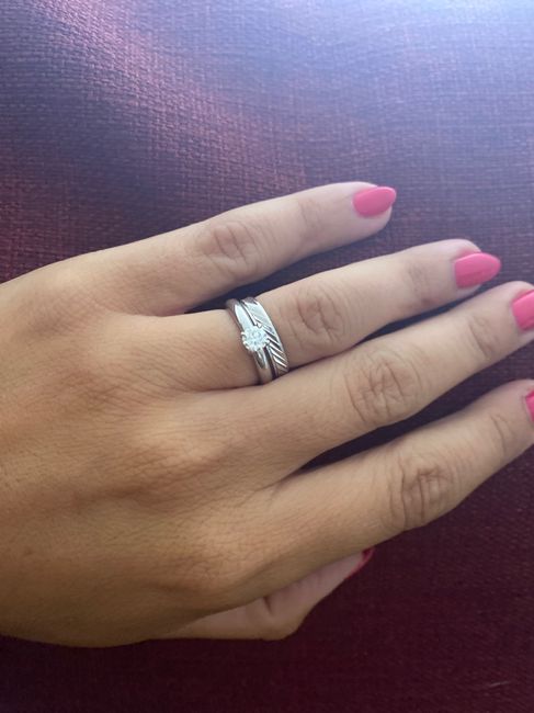 E ora mostraci una foto del tuo anello di fidanzamento! 21