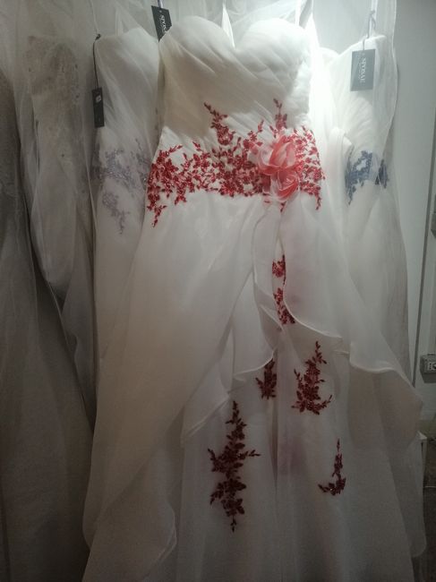 Abito da sposa: bianco o colorato? - 1
