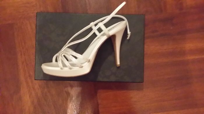 ecco la versione in bianco