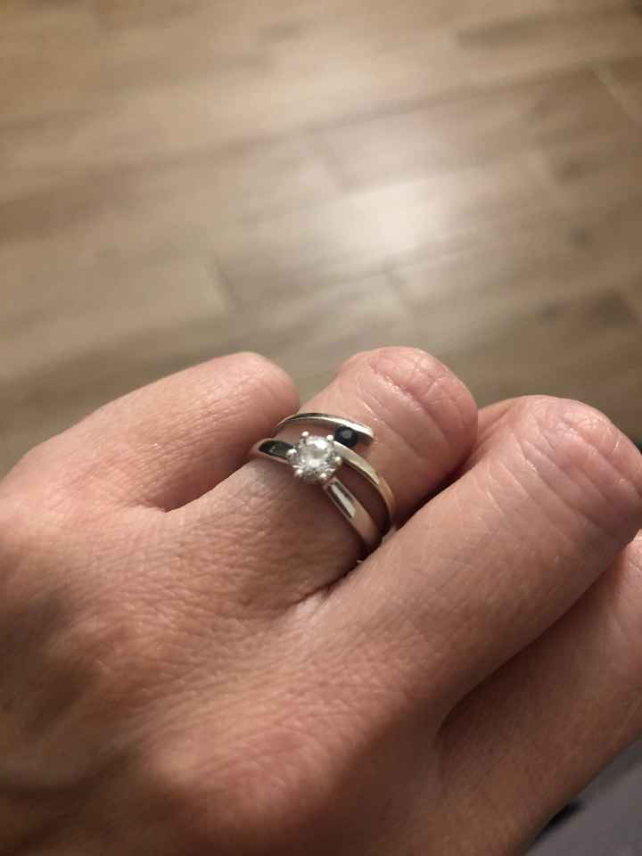 Come è il vostro anello di fidanzamento?? - 1