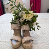 SCARPE E BOUQUET