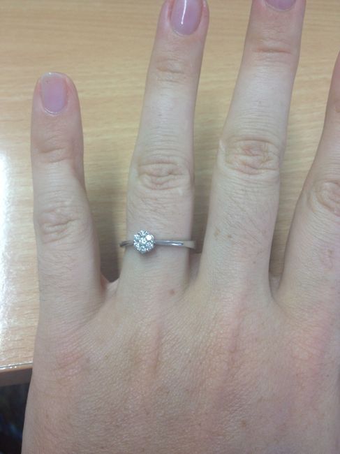 Il vostro anello di fidanzamento... - 1