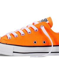 Le scarpe di ricambio di quale admin scegli? 👠 - 1