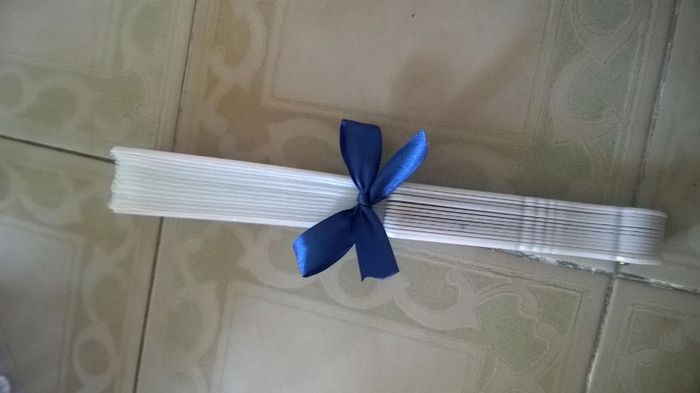 ventaglio con scritta laterale