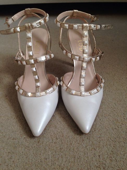 Dilemma scarpe - 1