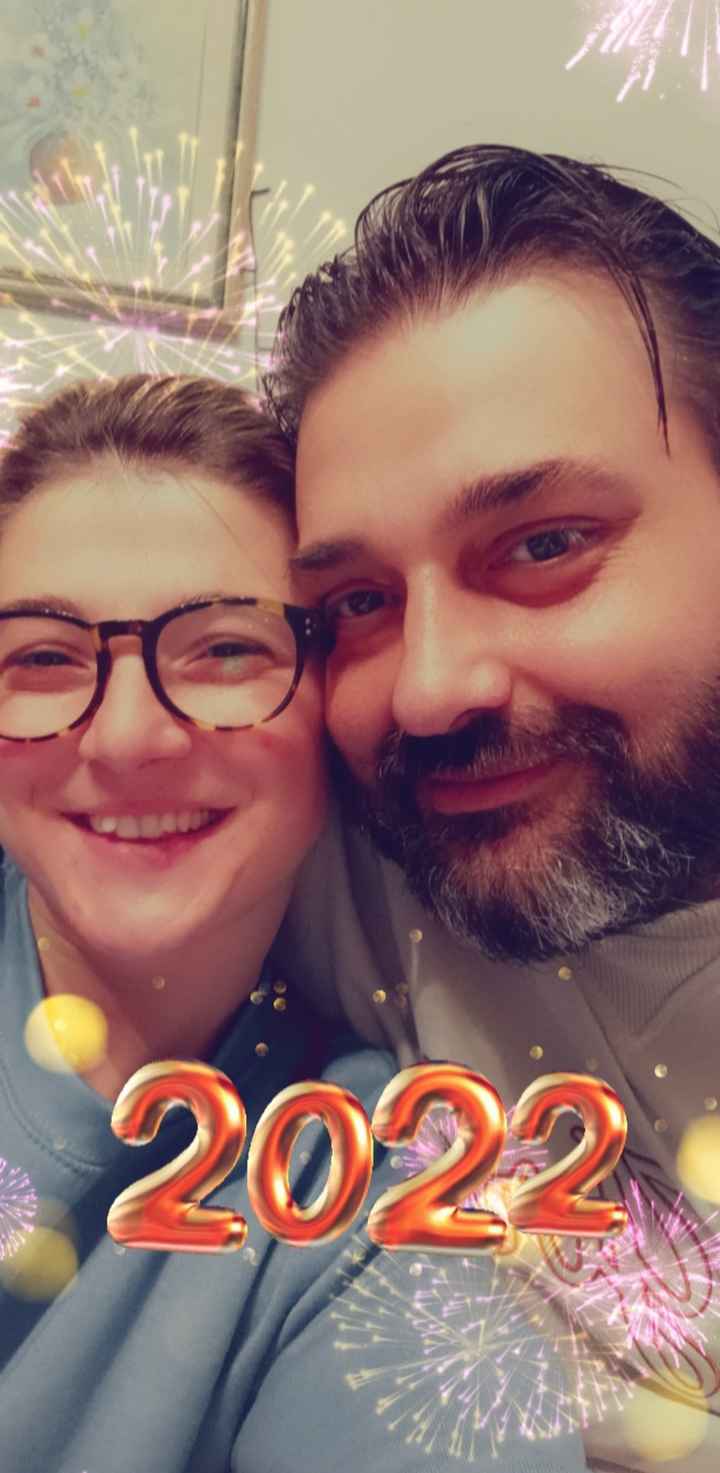 Postate una foto di voi due 👇 - 1