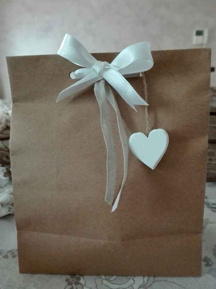  Aiuto confezioni bomboniere - 1