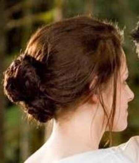 acconciatura raccolto spettinato