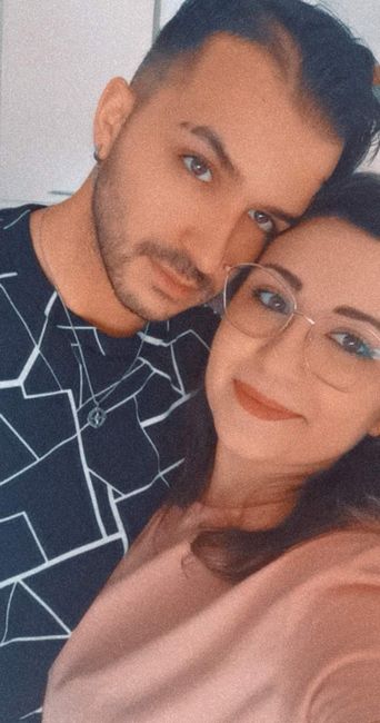 Postate una foto di voi due 👇 4