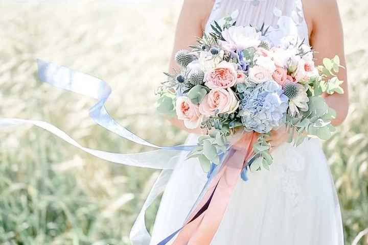 Decorazioni floreali con il blu - 5