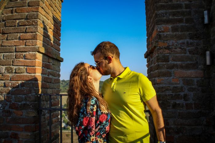 Postate una foto di voi due 👇 - 1